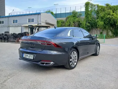 Hyundai Grandeur 2022, 87308 км, за 14267.11 USD
