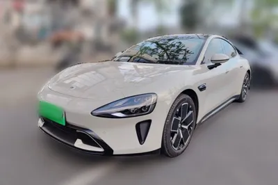 Xiaomi Auto SU7 · 2024 год