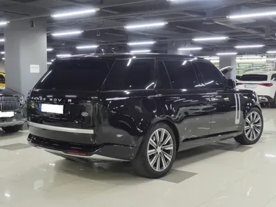 Land Rover Range Rover 2023, 51200 км, за 97445.2 USD