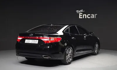 Hyundai Grandeur 2014, 135758 км, за 3315.35 USD