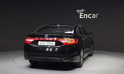 Hyundai Grandeur 2014, 135758 км, за 3315.35 USD