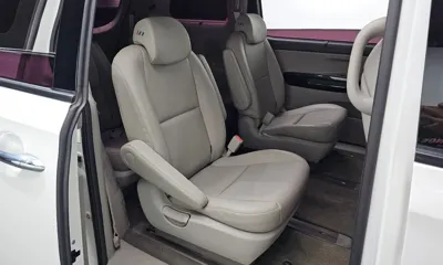 Kia Canival 2017, 121421 км, за 5645.27 USD - фото 12
