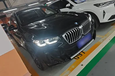 BMW X3 2023, 33800 км, за 35908 USD
