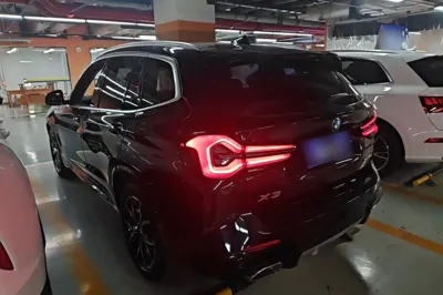 BMW X3 2023, 33800 км, за 35908 USD