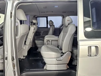 Hyundai Starex 2018, 78776 км, за 11634.06 USD - фото 9