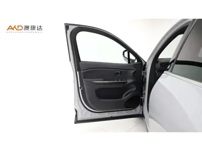 Nio EC6 2021, 59000 км, за 13978.54 USD - фото 10