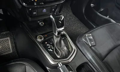 KG_Mobility_Ssangyong TIBOLI 2022, 10576 км, за 10331.12 USD - фото 9