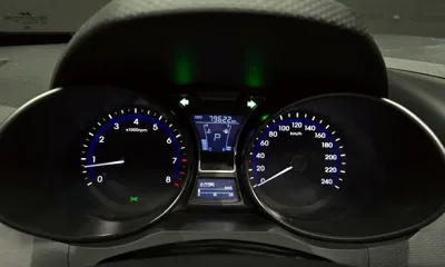 Hyundai Veloster 2013, 79622 км, за 3939.75 USD - фото 8