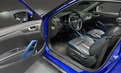 Hyundai Veloster 2013, 79622 км, за 3939.75 USD - фото 11