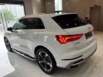 Audi Q3 2022, 51000 км, за 25272.25 USD