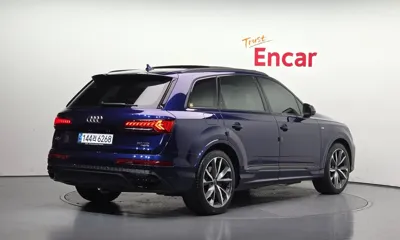 Audi Q7 2023, 41953 км, за 56187.24 USD