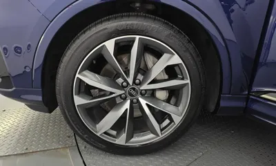 Audi Q7 2023, 41953 км, за 56187.24 USD