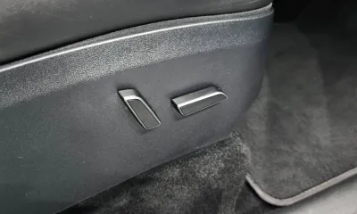 Tesla Model Y 2023, 56922 км, за 24412.31 USD - фото 20