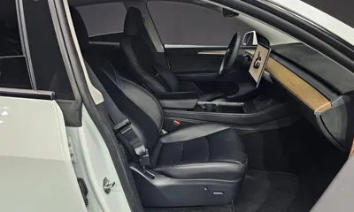 Tesla Model Y 2023, 56922 км, за 24412.31 USD - фото 26