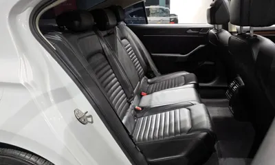 Volkswagen Passat 2018, 95623 км, за 11039.14 USD - фото 12