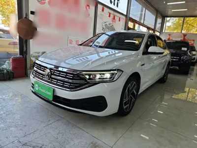Volkswagen Sagitar · 2023 год