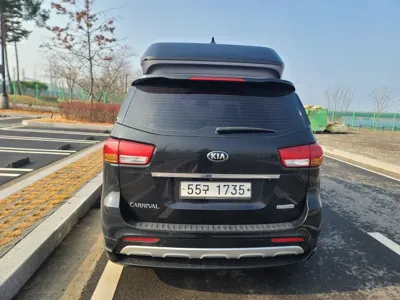 Kia Canival 2015, 276500 км, за 6180.07 USD