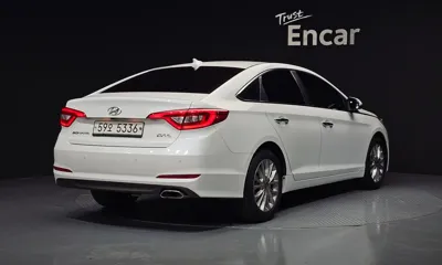 Hyundai Sonata 2015, 133034 км, за 4495.12 USD