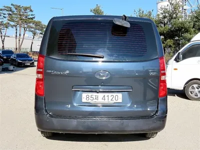 Hyundai Starex 2016, 224337 км, за 4096.46 USD