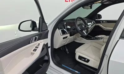 BMW X5 2025, 6035 км, за 85991.86 USD - фото 10