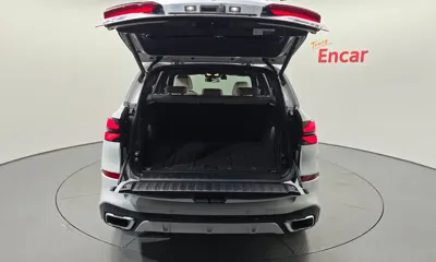 BMW X5 2025, 6035 км, за 85991.86 USD - фото 20