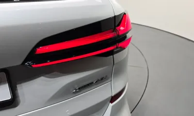 BMW X5 2025, 6035 км, за 85991.86 USD - фото 23