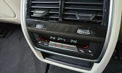 BMW X5 2025, 6035 км, за 85991.86 USD - фото 32