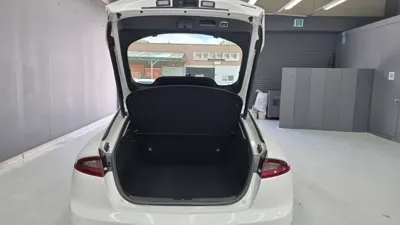 Kia Stinger 2018, 82000 км, за 8859.94 USD - фото 18