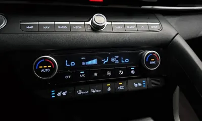 Hyundai Avante 2023, 122696 км, за 8139.61 USD - фото 18