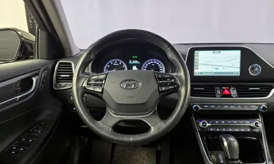Hyundai Grandeur 2017, 95579 км, за 9142.33 USD - фото 13