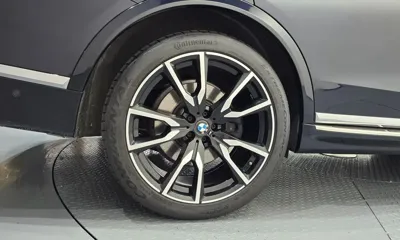 BMW X7 2021, 81900 км, за 47175.35 USD