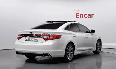 Hyundai Grandeur 2016, 182489 км, за 3902.28 USD