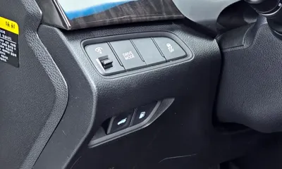 Hyundai Grandeur 2016, 182489 км, за 3896.7 USD - фото 14