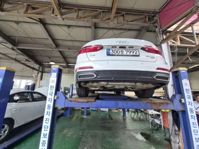 Audi A6 2022, 48212 км, за 24288.59 USD