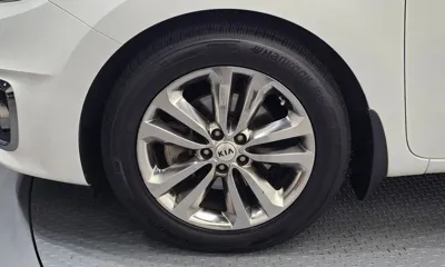 Kia Canival 2017, 102489 км, за 6564.26 USD