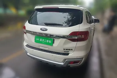 Ford Everest 2017, 29200 км, за 11246 USD