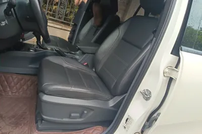 Ford Everest 2017, 29200 км, за 11246 USD - фото 16
