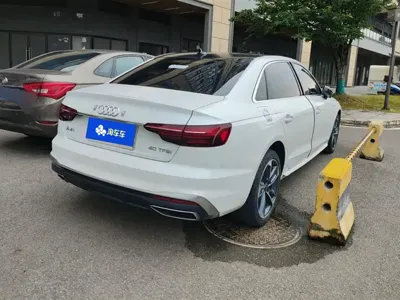 Audi A4L 2022, 91800 км, за 18245.67 USD