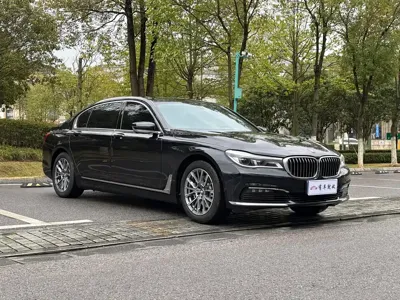 BMW 7 Series 2017, 140000 км, за 21727.42 USD