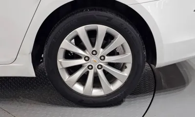 ChevroletGMDaewoo Cruze 2015, 103679 км, за 2119.2 USD
