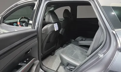 Hyundai Tucson 2023, 56179 км, за 16187.64 USD - фото 12