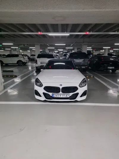 BMW Z4 · 2023 год