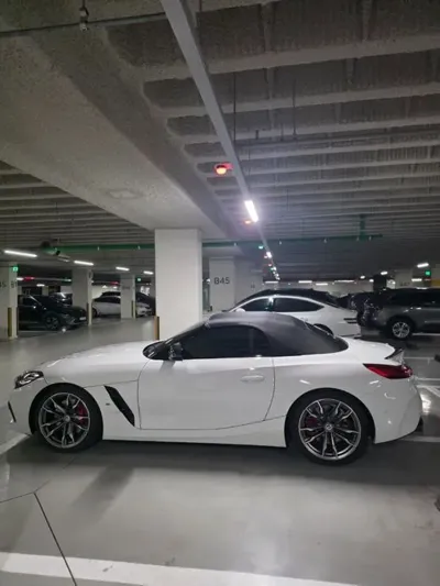 BMW Z4 2023, 26648 км, за 34814.35 USD