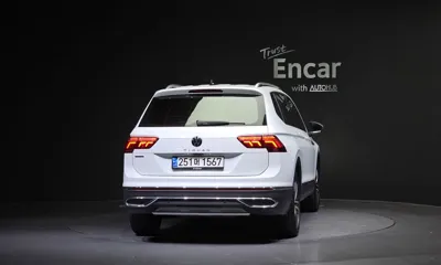 Volkswagen Tiguan 2022, 15813 км, за 25551.75 USD