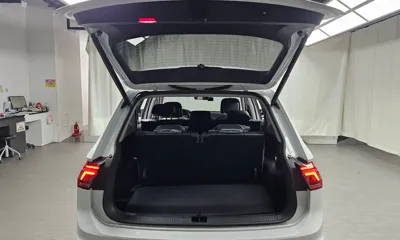 Volkswagen Tiguan 2022, 15813 км, за 25551.75 USD - фото 20