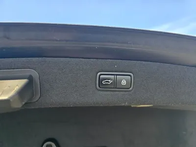 Genesis EQ900