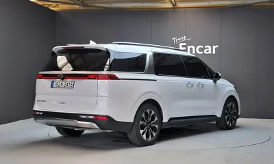 Kia Canival 2021, 72728 км, за 17941.88 USD