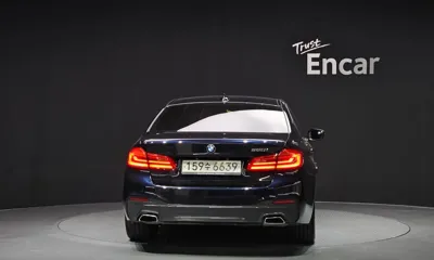 BMW 5-Series 2020, 48710 км, за 22725.78 USD