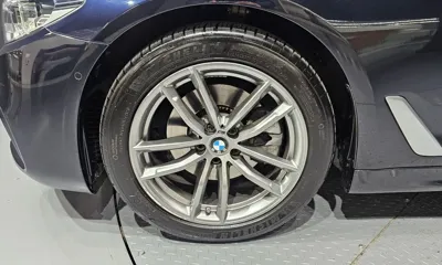 BMW 5-Series 2020, 48710 км, за 22725.78 USD