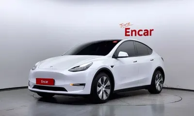 Tesla Model Y · 2022 год
